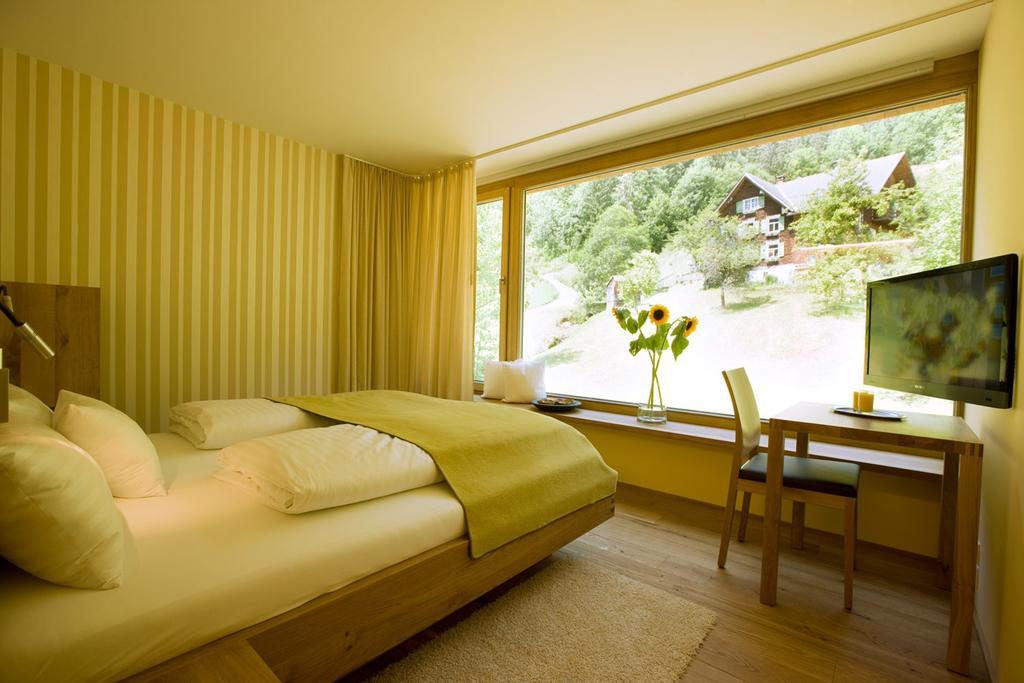 Hotel Alpenrose Ebnit Dornbirn Rum bild